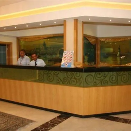 Club Kosdere 2*